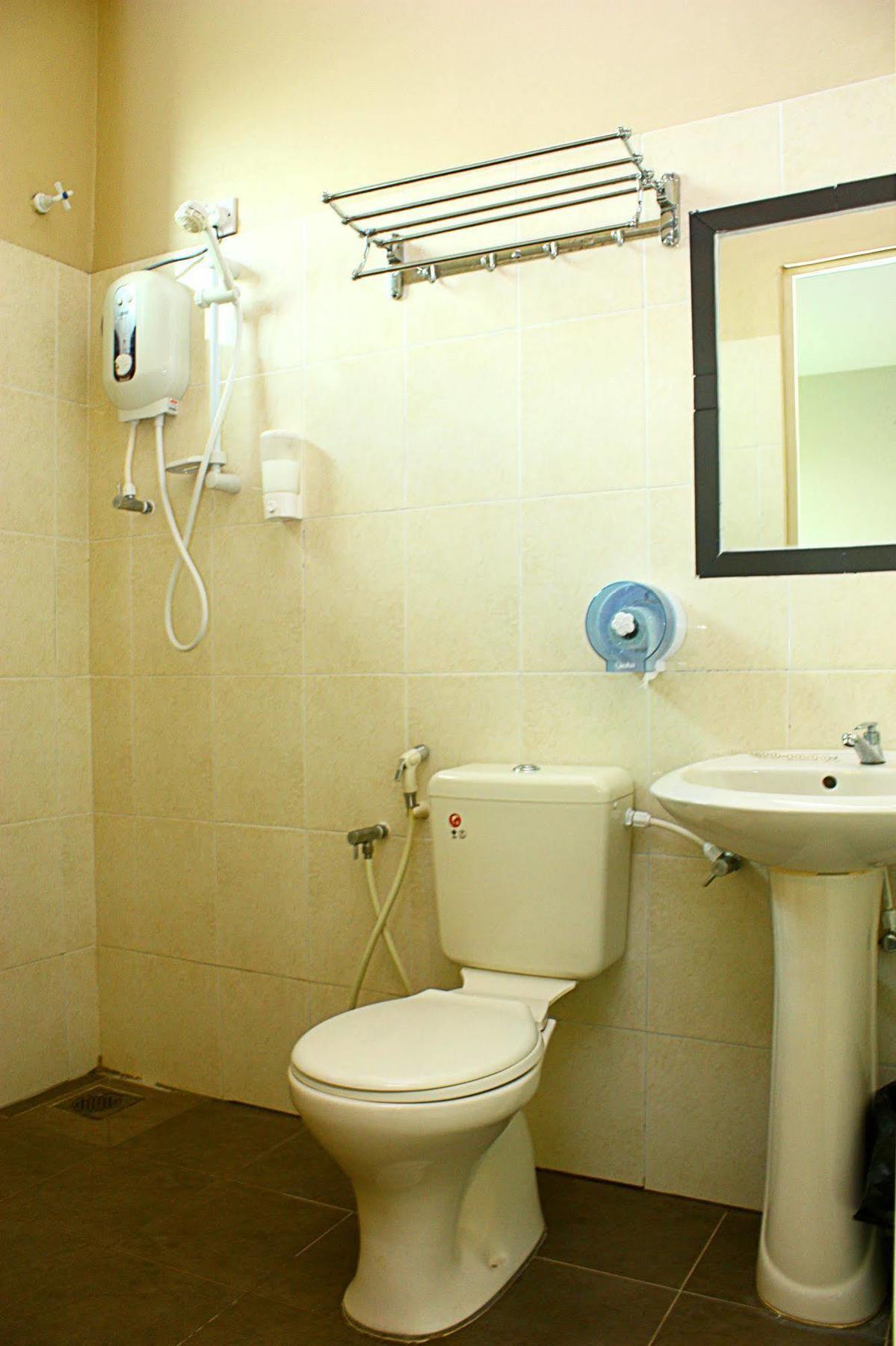 Potato Hotel Taiping Exterior foto